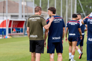 Fotos del entrenamiento matinal del primer equipo de Osasuna