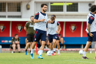 Fotos del entrenamiento matinal del primer equipo de Osasuna