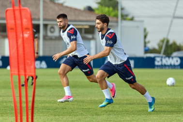 Fotos del entrenamiento matinal del primer equipo de Osasuna