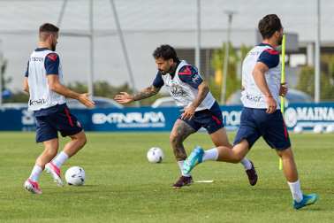 Fotos del entrenamiento matinal del primer equipo de Osasuna