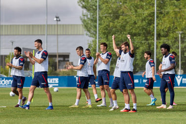 Fotos del entrenamiento matinal del primer equipo de Osasuna
