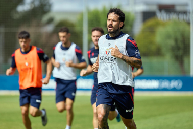 Fotos del entrenamiento matinal del primer equipo de Osasuna