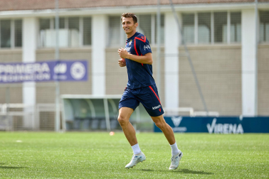 Fotos del entrenamiento matinal del primer equipo de Osasuna