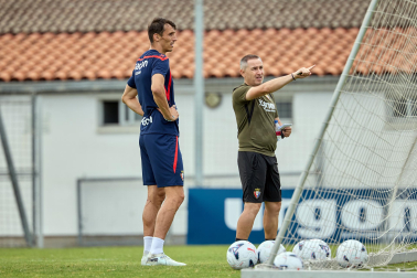 Fotos del entrenamiento matinal del primer equipo de Osasuna