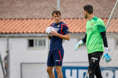 Fotos del entrenamiento matinal del primer equipo de Osasuna