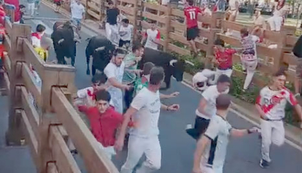 Vídeo del cuarto encierro de fiestas de Tudela 2026 en el tramo de la avenida Zaragoza