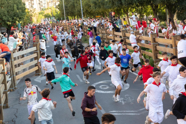 Fotos del cuarto encierro de fiestas de Tudela 2026