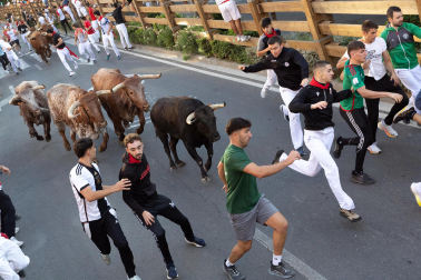 Fotos del cuarto encierro de fiestas de Tudela 2026