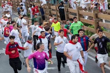 Fotos del quinto encierro de fiestas de Tudela 2026