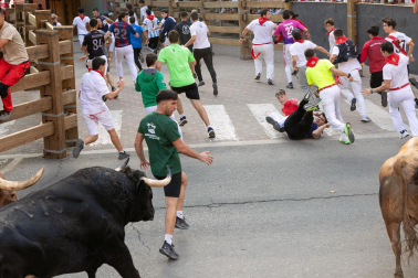 Fotos del quinto encierro de fiestas de Tudela 2026