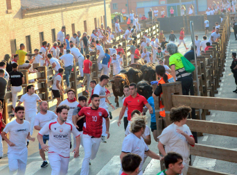 Fotos del último encierro de fiestas de Tudela