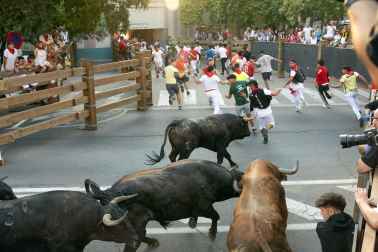 Fotos del último encierro de fiestas de Tudela