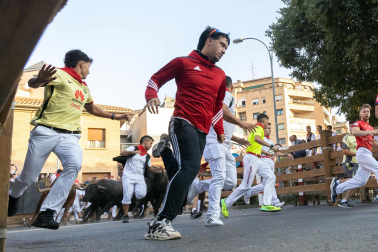 Fotos del último encierro de fiestas de Tudela