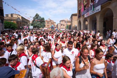 Fotos del cohete de fiestas de Lodosa