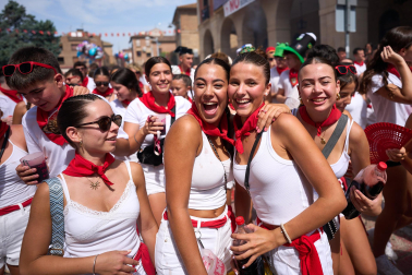 Fotos del cohete de fiestas de Lodosa