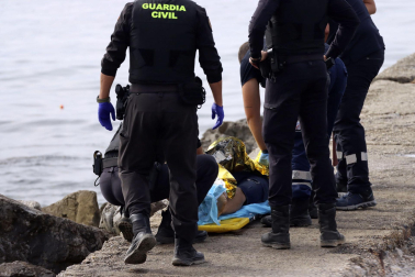 Fotos de la llegada de inmigrantes a la costa de Ceuta