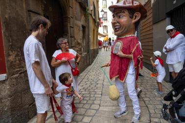Despedida de la Comparsa de Gigantes en Tudela