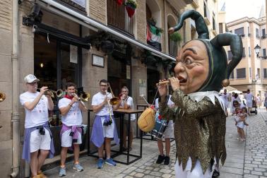 Despedida de la Comparsa de Gigantes en Tudela