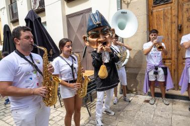 Despedida de la Comparsa de Gigantes en Tudela