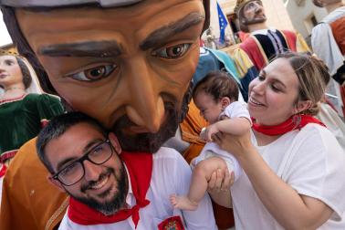 Despedida de la Comparsa de Gigantes en Tudela