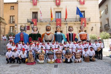 Despedida de la Comparsa de Gigantes en Tudela