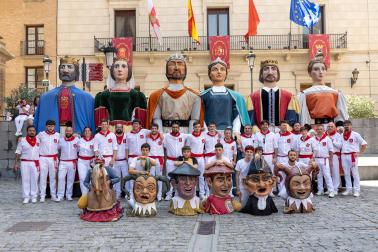 Despedida de la Comparsa de Gigantes en Tudela