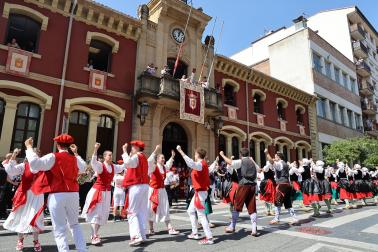 Fotos del cohete de fiestas de Estella