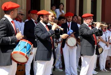 Fotos del cohete de fiestas de Estella