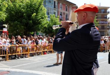 Fotos del cohete de fiestas de Estella