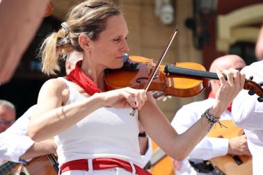 Fotos del cohete de fiestas de Estella