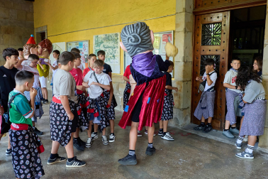 Foto del chupinazo de las fiestas de Etxarri Aranatz 2026