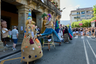 Foto del chupinazo de las fiestas de Etxarri Aranatz 2026