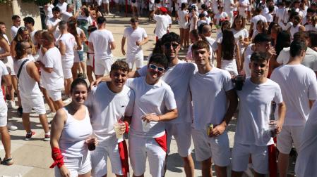 Fotos del cohete de fiestas de Arguedas
