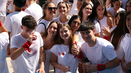 Fotos del cohete de fiestas de Arguedas