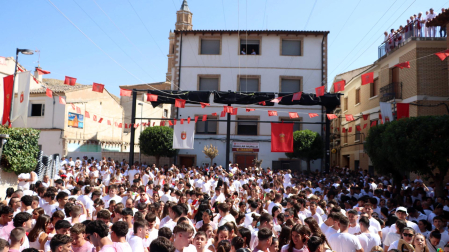 Fotos del cohete de fiestas de Arguedas