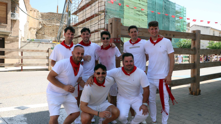 Fotos del cohete de fiestas de Arguedas