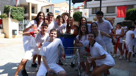 Fotos del cohete de fiestas de Arguedas