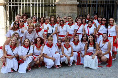 Fotos de la procesión y pañuelada de Estella
