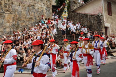 Fotos de la Bordon Dantza en Bera