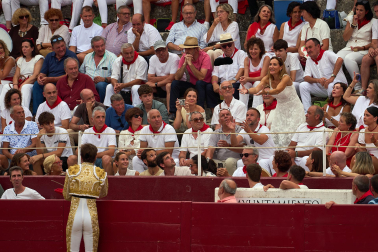 Fotos de la corrida mixta de fiestas de Estella