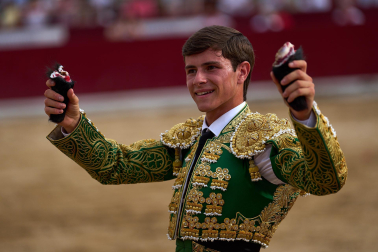 Fotos de la corrida mixta de fiestas de Estella