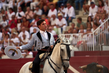 Fotos de la corrida mixta de fiestas de Estella