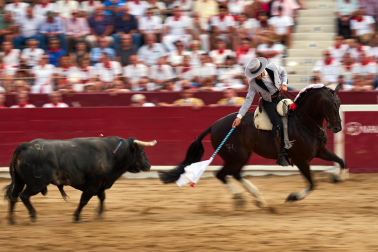 Fotos de la corrida mixta de fiestas de Estella
