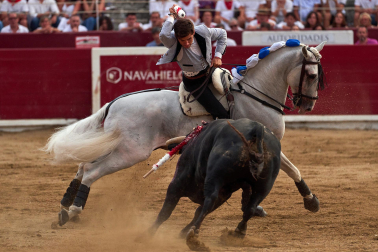 Fotos de la corrida mixta de fiestas de Estella