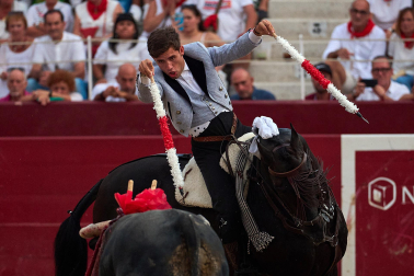 Fotos de la corrida mixta de fiestas de Estella