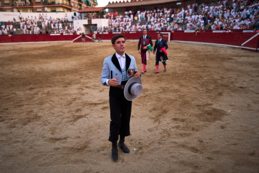 Fotos de la corrida mixta de fiestas de Estella