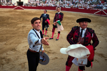 Fotos de la corrida mixta de fiestas de Estella