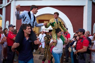 Fotos de la corrida mixta de fiestas de Estella