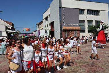 Fotos del inicio de las fiestas de Sartaguda 2026