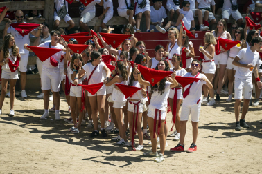 Fotos del cohete de fiestas de Larraga